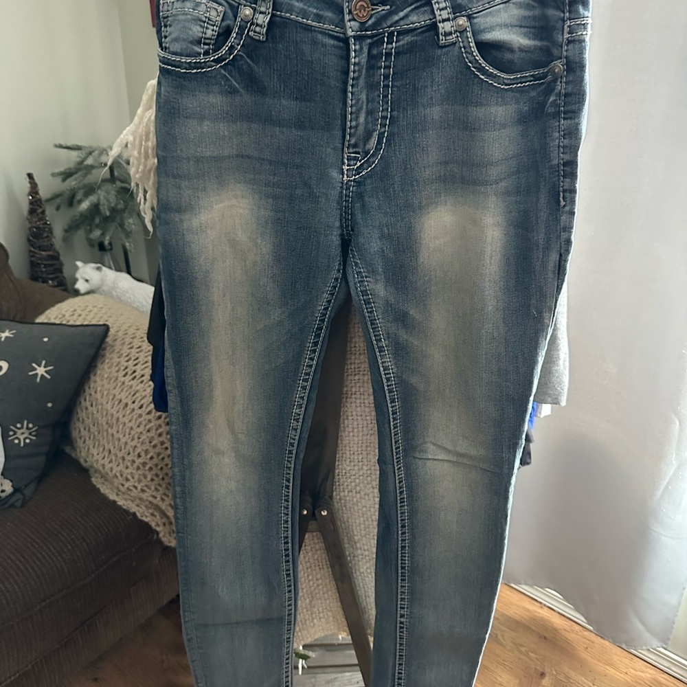 Stylish Blue Skinny Jeans for Women